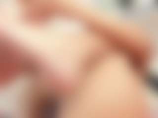 Live cam show with Annie-Queen - Public on SinfulBabes