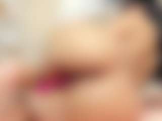Live cam show with Annie-Queen - Solo on liverealitysex.com