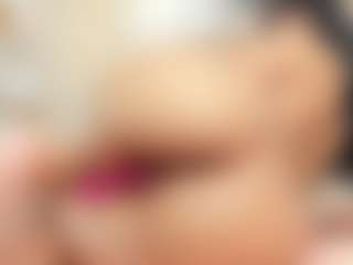 Live cam show with Annie-Queen - Young Adult on camgirlchat.live