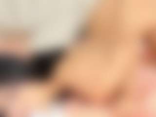 Live cam show with Annie-Queen - Fuck on Camsoda