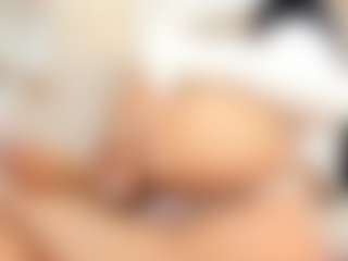 Live cam show with Annie-Queen - Fuck on Camsoda