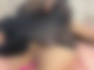 Live cam show with Annie-Queen - Cute on Mixed Magazine Live