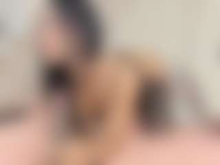 Live cam show with Annie-Queen - Latina Petite on Camsoda Late Night | colombia