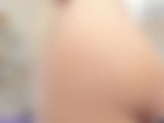 Live cam show with Annie-Queen - Natural on Camsoda