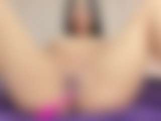 Live cam show with Annie-Queen - Lovense Petite on slutload
