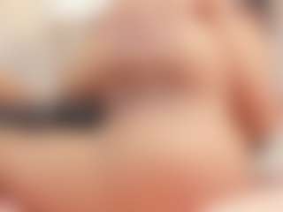 Live cam show with Annie-Queen - Cute on Pornisteam.com
