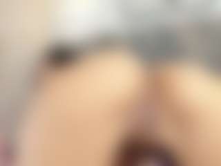 Annie-Queen's Live Sex Cam Show