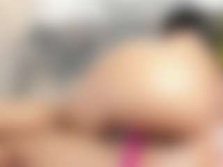 Annie-Queens Live-Sex-Cam-Show
