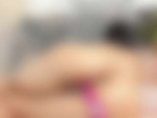 Live cam show with Annie-Queen - Small Tits on Dolls Live