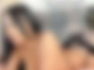 Live cam show with Annie-Queen - Petite on Camsoda