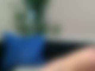 Live cam show with Miss Luna Rae - Striptease on Camsoda