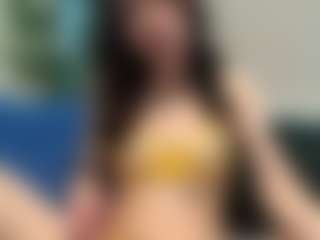 Live cam show with Miss Luna Rae - Normal on Camsoda