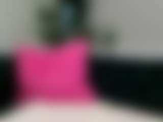 Live cam show with Miss Luna Rae - Normal on Camsoda