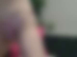 Live cam show with Miss Luna Rae - Normal on Camsoda