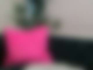 Live cam show with Miss Luna Rae - Normal on Camsoda