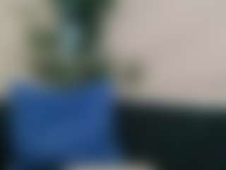 Live cam show with Miss Luna Rae - Handjob on Hubzter Live