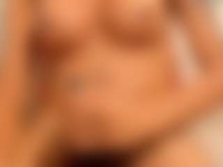 cataleyabigdickk's Live Sex Cam Show