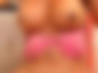 cataleyabigdickk's Live Sex Cam Show
