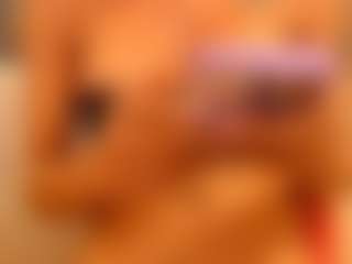 cataleyabigdickk's Live Sex Cam Show