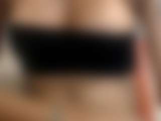 cataleyabigdickk's Live Sex Cam Show