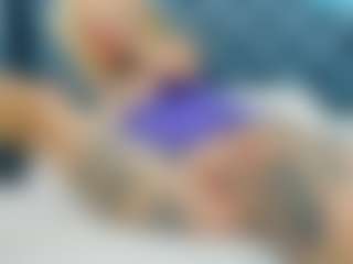 Live cam show with Kaily-Pearty - Middle Aged on chickslive.net