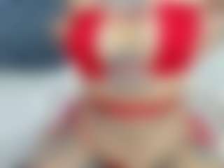 Live cam show with Kaily-Pearty - Blonde Hair MILF on CamClone