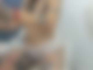 Live cam show with Kaily-Pearty - Blonde Hair MILF on Sex Cam Show