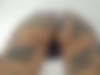 Live cam show with Kaily-Pearty - Mature on Mixed Magazine Live