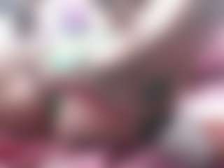 Live cam show with Kaily-Pearty - Blonde Hair MILF on friskycurves.com