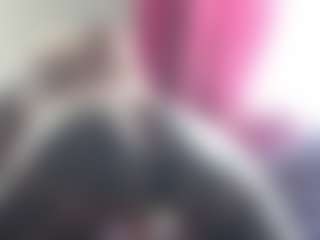 Live cam show with Kaily-Pearty - Middle Aged on Camsoda Late Night