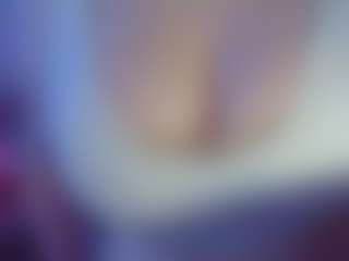 Live cam show with Leysun7 - Robe on Camsoda