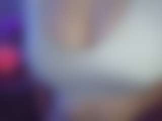 Live cam show with Leysun7 - Robe on Camsoda