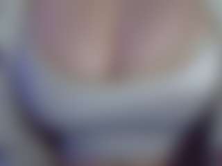Live cam show with Leysun7 - Middle Aged on Gym Cam Girls