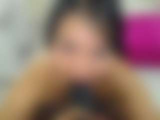 Live cam show with Mature Lily - Ass Clapping on Free Soda