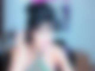 Live cam show with SilviaWallec - Mature on Stripli.com