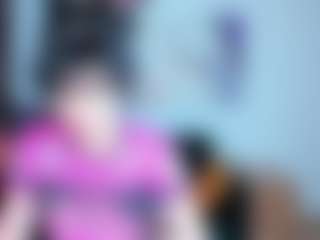 SilviaWallec MILF webcam performer live streaming