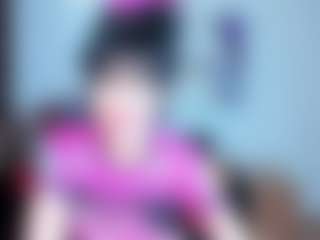 Live cam show with SilviaWallec - Granny on Cam Slut