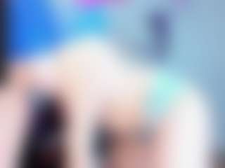 Live cam show with SilviaWallec - Dildo on SxyPornLive