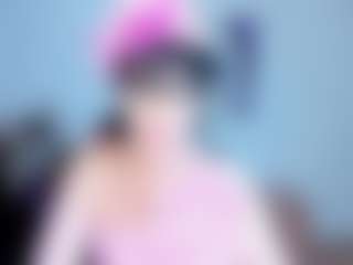 Live cam show with SilviaWallec - Granny Lovense on madthumbs