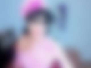 Live cam show with SilviaWallec - Granny Big Ass on Free Soda