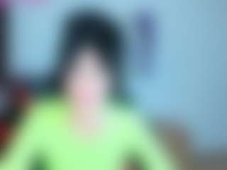 Live cam show with SilviaWallec - Bedroom Mature on Camsoda Late Night