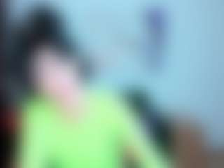 Live cam show with SilviaWallec - Bikini on AdultVida.com