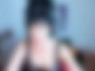 Live cam show with SilviaWallec - Solo on Camsoda