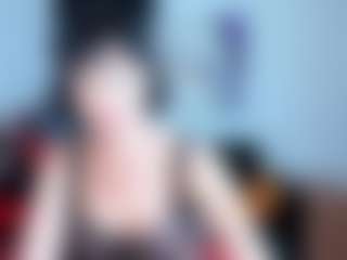 Live cam show with SilviaWallec - Granny Lovense on Livezox