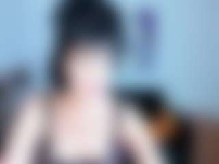 Live cam show with SilviaWallec - Granny on madthumbs