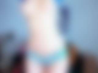 Live cam show with SilviaWallec - Mature on Camsoda