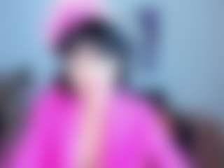 Live cam show with SilviaWallec - Bikini on TeamSkeetLive