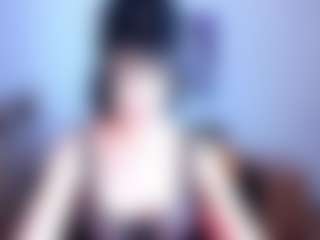 Live cam show with SilviaWallec - Mature MILF on madthumbs