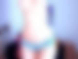 Live cam show with SilviaWallec - Trimmed Granny on sexytreat.net