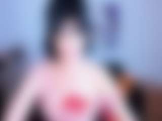 Live cam show with SilviaWallec - Granny Petite on Camming Site